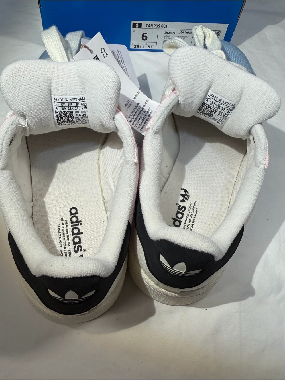 NWT Adidas Campus Pastel Pink & Blue Canvas Sneakers 6.5M/8W - Picture 8 of 9